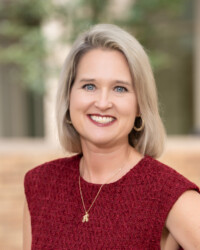 <strong>Heather LaFleur '98</strong><br>
6th VP Districts