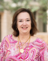 <strong>Kim Kovar</strong><br>
Parent Socials Ring of Honor